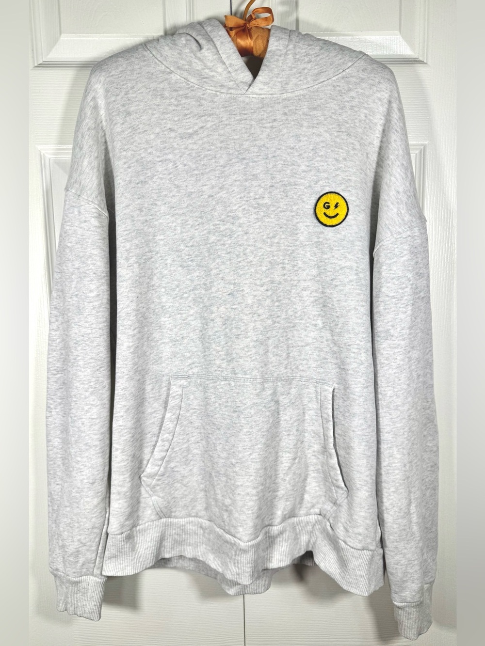 Gilly Hicks Smile Series Hoodie Women’s L Heather Gray Smiley
